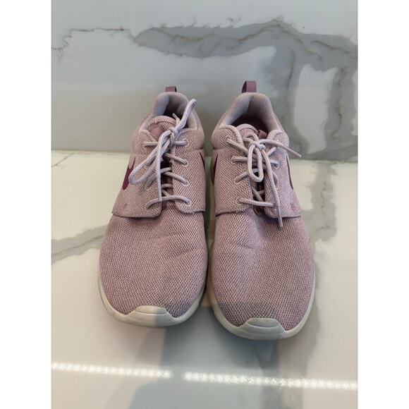 NIKE PURPLE SNEAKERS SIZE 10 - Picture 2 of 7